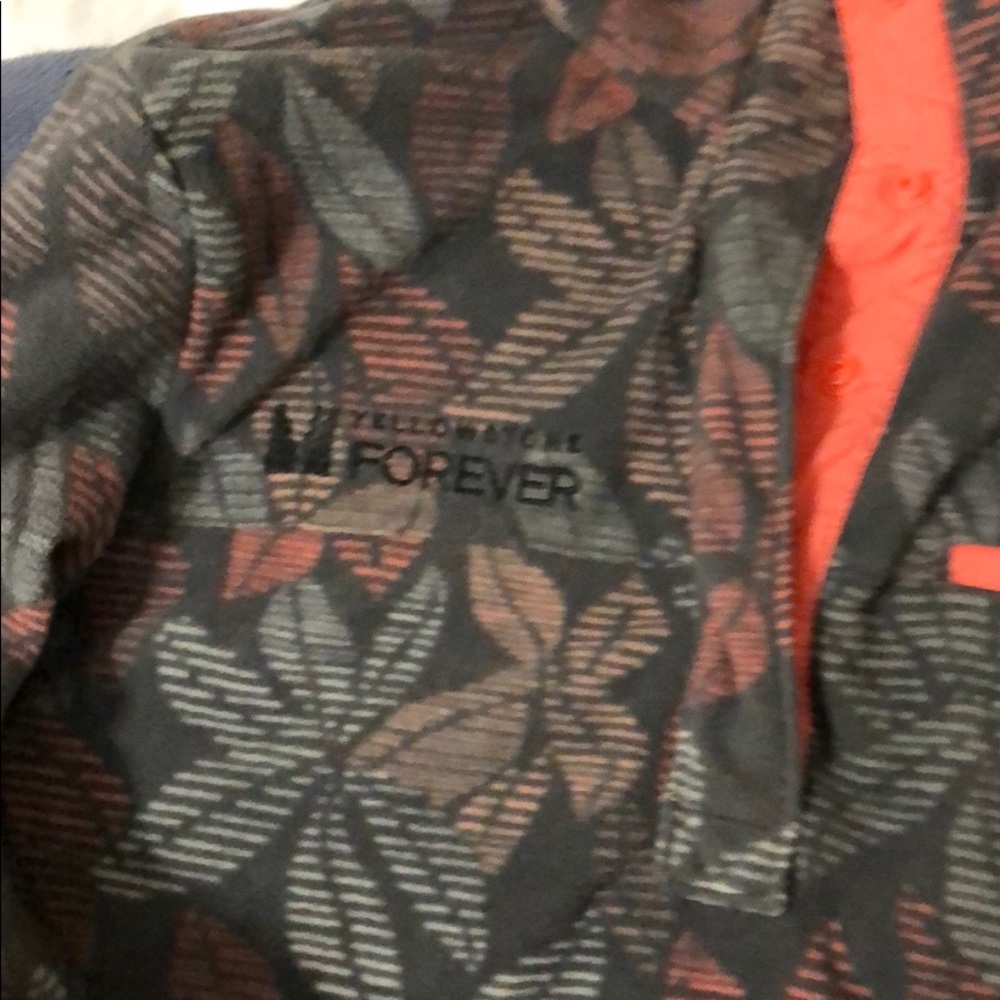 Columbia patterned pull over - Picture 2 of 4